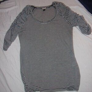 size large womens white black striped soft tee shirt t